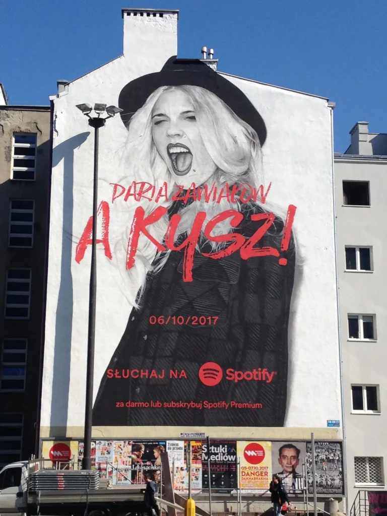 Mural reklamowy - Daria Zawiałow - A kysz!